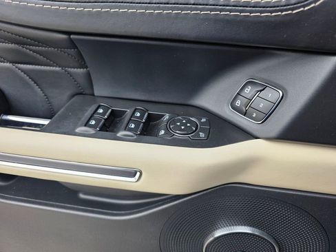 Used 2021 Ford Expedition Platinum image 14