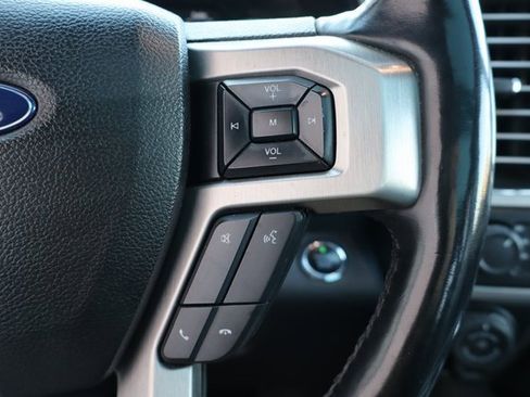 Used 2017 Ford F150 Platinum w/ Equipment Group 701A Luxury image 18