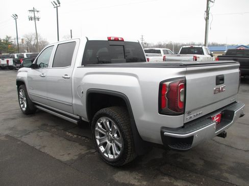 Used 2018 GMC Sierra 1500 Denali w/ Denali Ultimate Package image 9