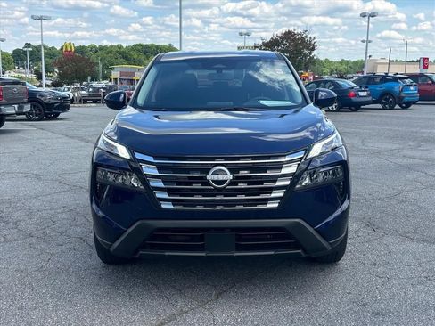 Used 2025 Nissan Rogue SV FWD image 22