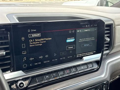 Used 2024 GMC Sierra 1500 SLT image 16