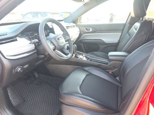 Used 2023 Jeep Compass Latitude w/ Convenience Group AWD/4WD image 8