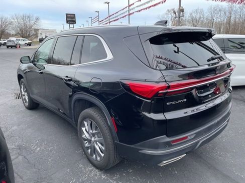 Used 2025 Buick Enclave Preferred image 12