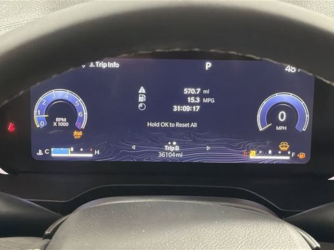 Used 2023 Jeep Grand Cherokee L Limited image 17