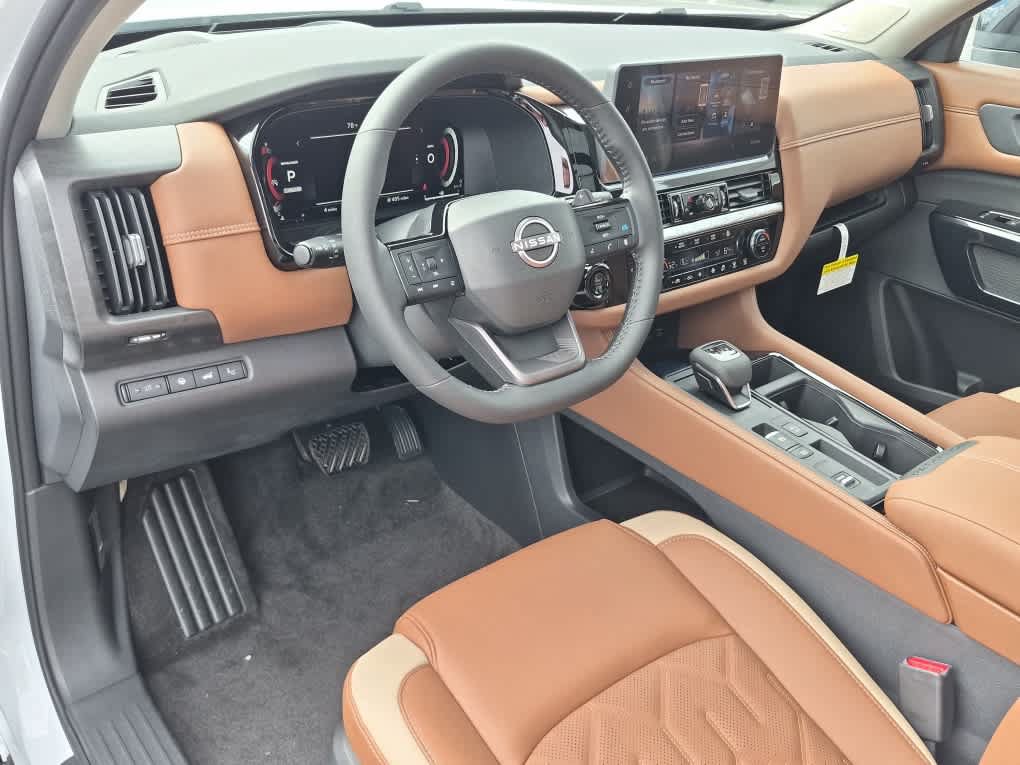 New 2026 Nissan Pathfinder Platinum FWD image 13