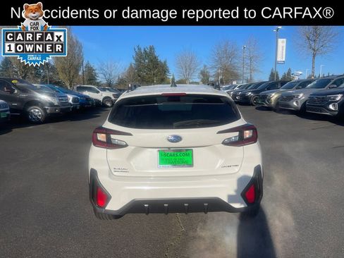 Used 2024 Subaru Crosstrek 2.0i Premium image 4