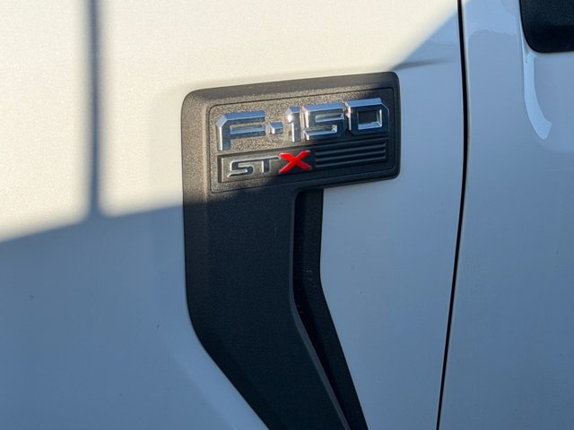 Used 2022 Ford F150 XL w/ STX Appearance Package RWD image 10