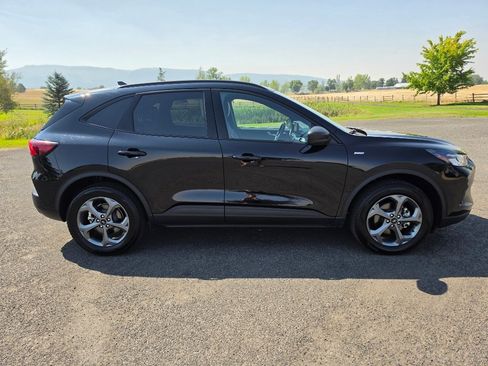 Used 2025 Ford Escape ST-Line AWD/4WD image 5