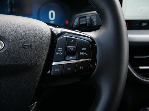Used 2024 Ford Escape Platinum AWD/4WD image 28