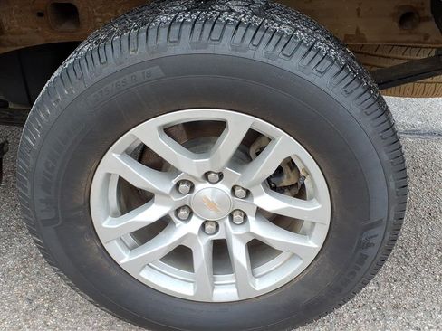 Used 2021 Chevrolet Silverado 1500 LT image 9