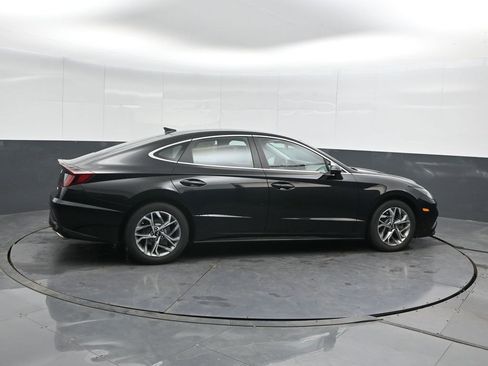 Used 2023 Hyundai Sonata SEL image 3