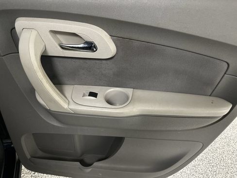 Used 2012 Chevrolet Traverse LS FWD image 24