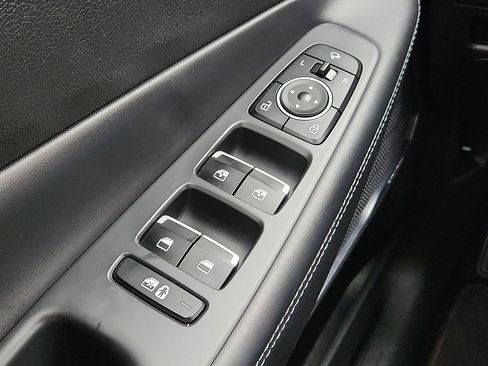 Used 2023 Hyundai Santa Fe Limited AWD/4WD image 17