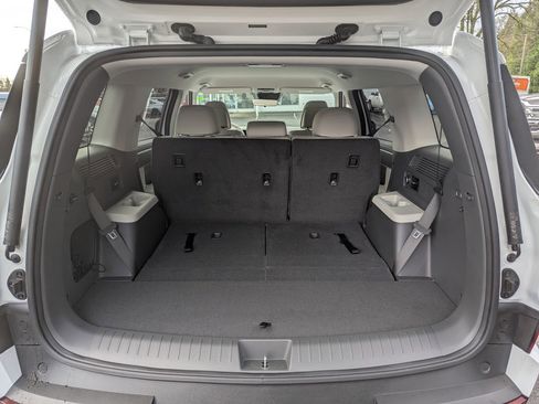 Used 2024 Hyundai Santa Fe SEL image 31