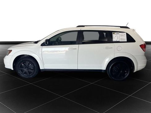 Used 2016 Dodge Journey SE w/ Flexible Seating Group FWD image 2