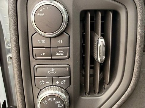 Used 2025 GMC Sierra 1500 Pro w/ Pro Value Package image 20