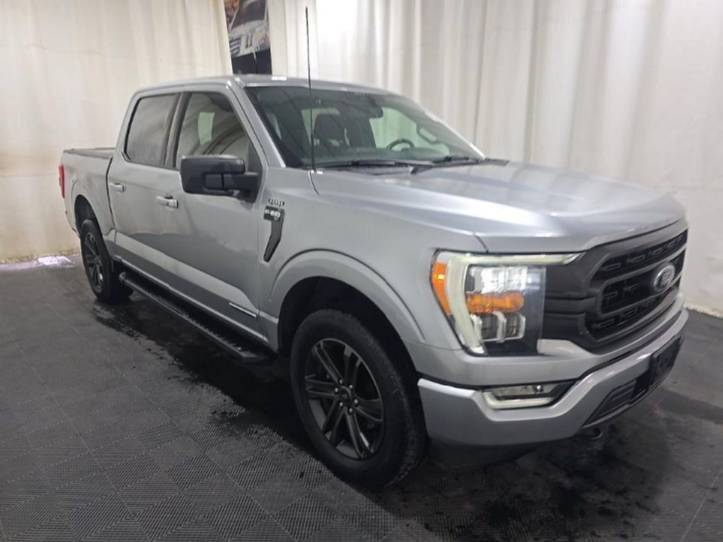 Used 2022 Ford F150 XLT w/ Equipment Group 302A High AWD/4WD image 3