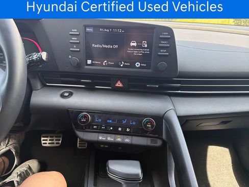 Certified 2025 Hyundai Elantra Sport FWD image 23