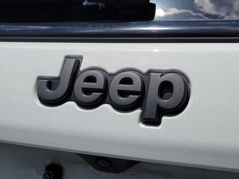 Used 2023 Jeep Compass High Altitude AWD/4WD image 8
