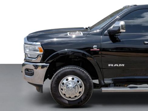 Used 2021 RAM 3500 Laramie AWD/4WD image 10