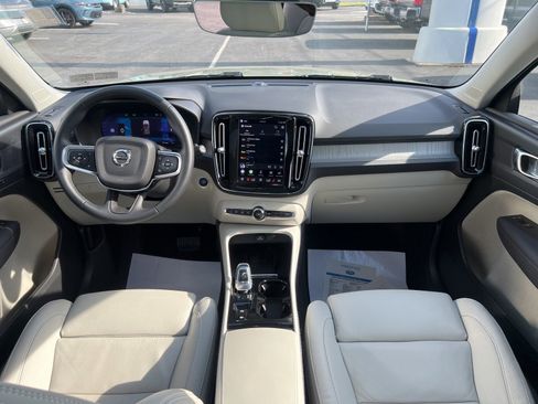 Used 2023 Volvo XC40 B5 Plus w/ Driver Assist Package AWD/4WD image 53