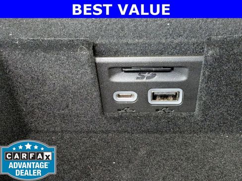 Used 2022 Cadillac XT5 Premium Luxury FWD image 22