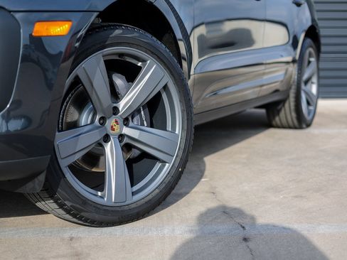 Certified 2026 Porsche Macan Turbo AWD/4WD image 12