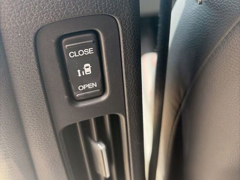 Used 2024 Honda Odyssey Sport image 30