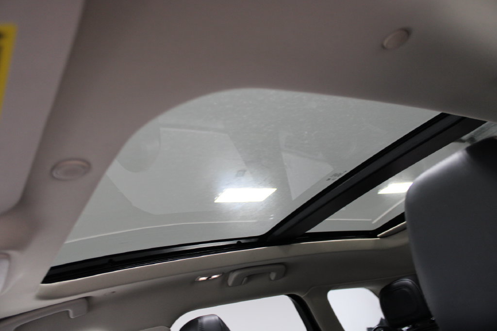 Used 2023 Lincoln Corsair AWD w/ Equipment Group 101A image 42