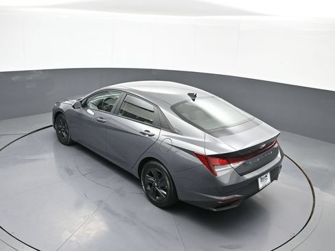 Certified 2023 Hyundai Elantra SEL FWD image 39