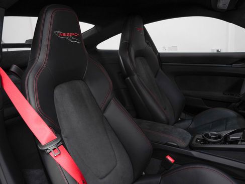 Used 2026 Porsche 911 GT3 image 31