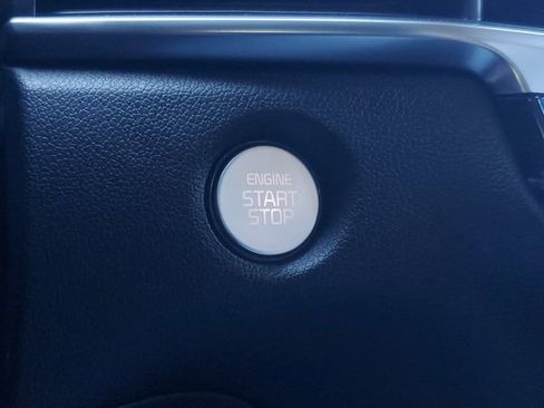 New 2026 Kia Sorento LX FWD image 30