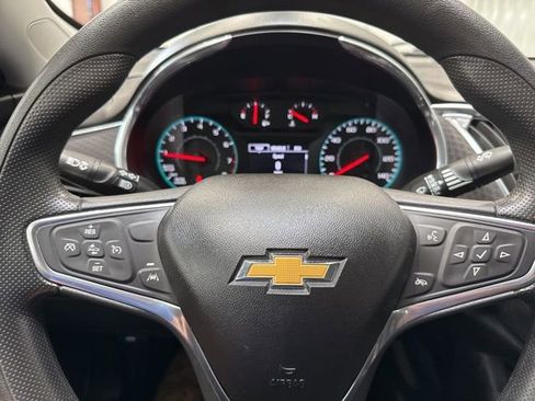 Used 2019 Chevrolet Malibu LT w/ Driver Confidence Package II image 22