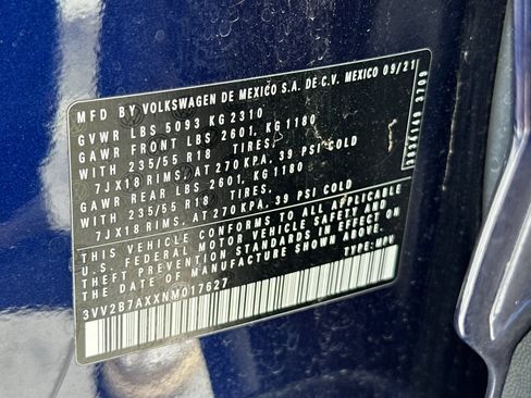 Used 2022 Volkswagen Tiguan SE w/ Panoramic Sunroof Package AWD/4WD image 29