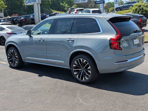 Used 2026 Volvo XC90 T8 Plus w/ Protection Package Premier AWD/4WD image 4