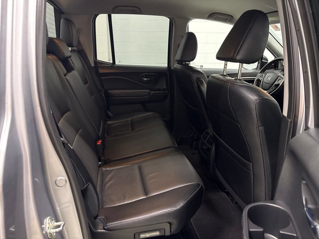 Used 2017 Honda Ridgeline RTL-T image 32