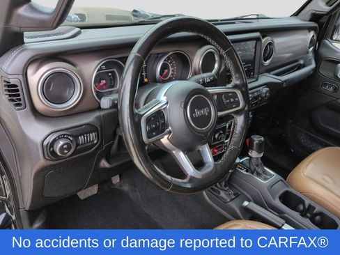 Used 2020 Jeep Gladiator Rubicon w/ Uconnect 4C Nav & Sound Group image 2