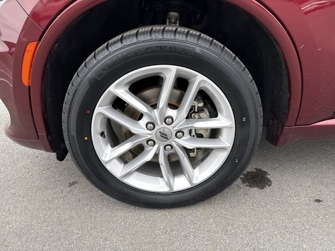 Used 2023 Dodge Durango GT image 11