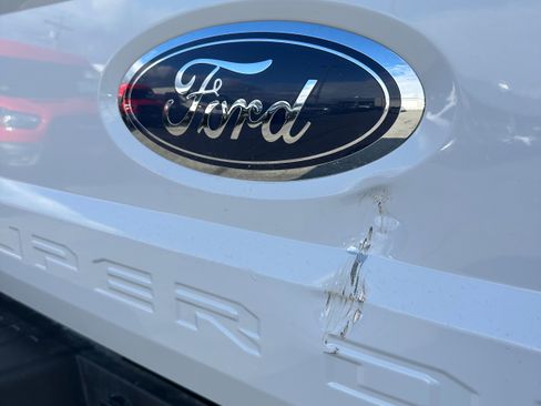 Used 2018 Ford F250 Lariat w/ Lariat Ultimate Package image 5