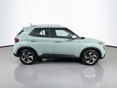 Used 2026 Hyundai Venue SEL FWD image 7
