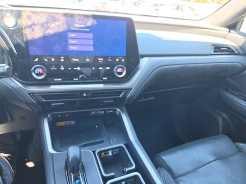 Used 2024 Lexus TX 350 AWD image 14
