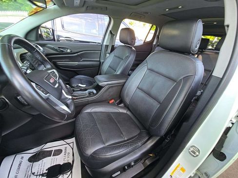 Used 2019 GMC Acadia SLT AWD/4WD image 2