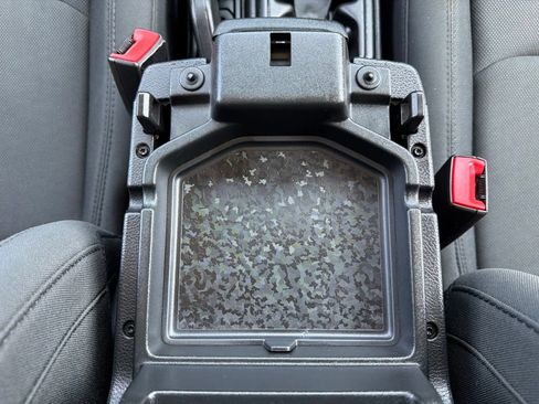 Used 2019 Jeep Wrangler Unlimited Sport S AWD/4WD image 36