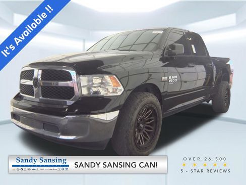 Used 2019 RAM 1500 Classic SLT AWD/4WD image 1