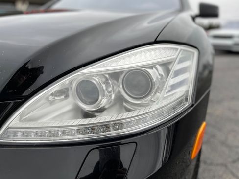 Used 2011 Mercedes-Benz S 550 4MATIC image 11