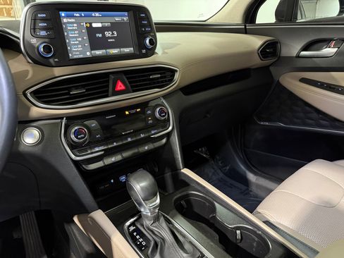 Used 2020 Hyundai Santa Fe SEL w/ Convenience + Premium Package image 25