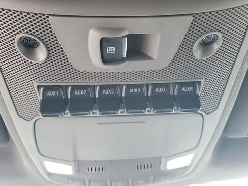 Used 2019 Ford F350 Lariat w/ Lariat Value Package image 22