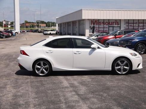 Used 2014 Lexus IS 350 w/ Navigation Package RWD image 5