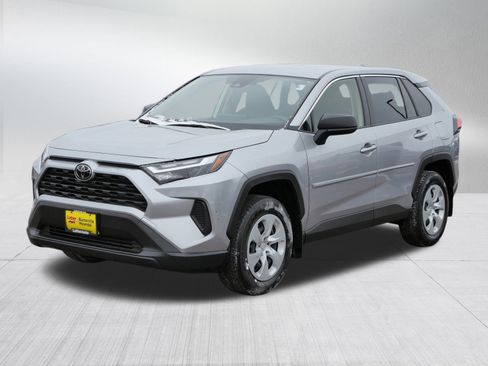 Used 2023 Toyota RAV4 LE image 3