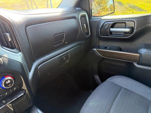 Used 2021 Chevrolet Silverado 1500 LT Trail Boss AWD/4WD image 22